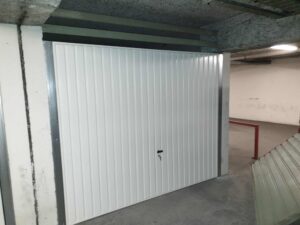 Porte de garage basculante